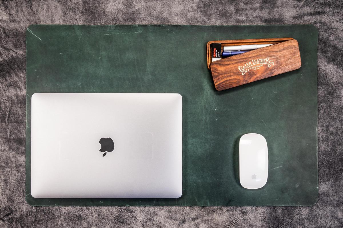 Galen Leather Desk Pad - Crazy Horse Forest Green | Flywheel | Stationery | Tasmania