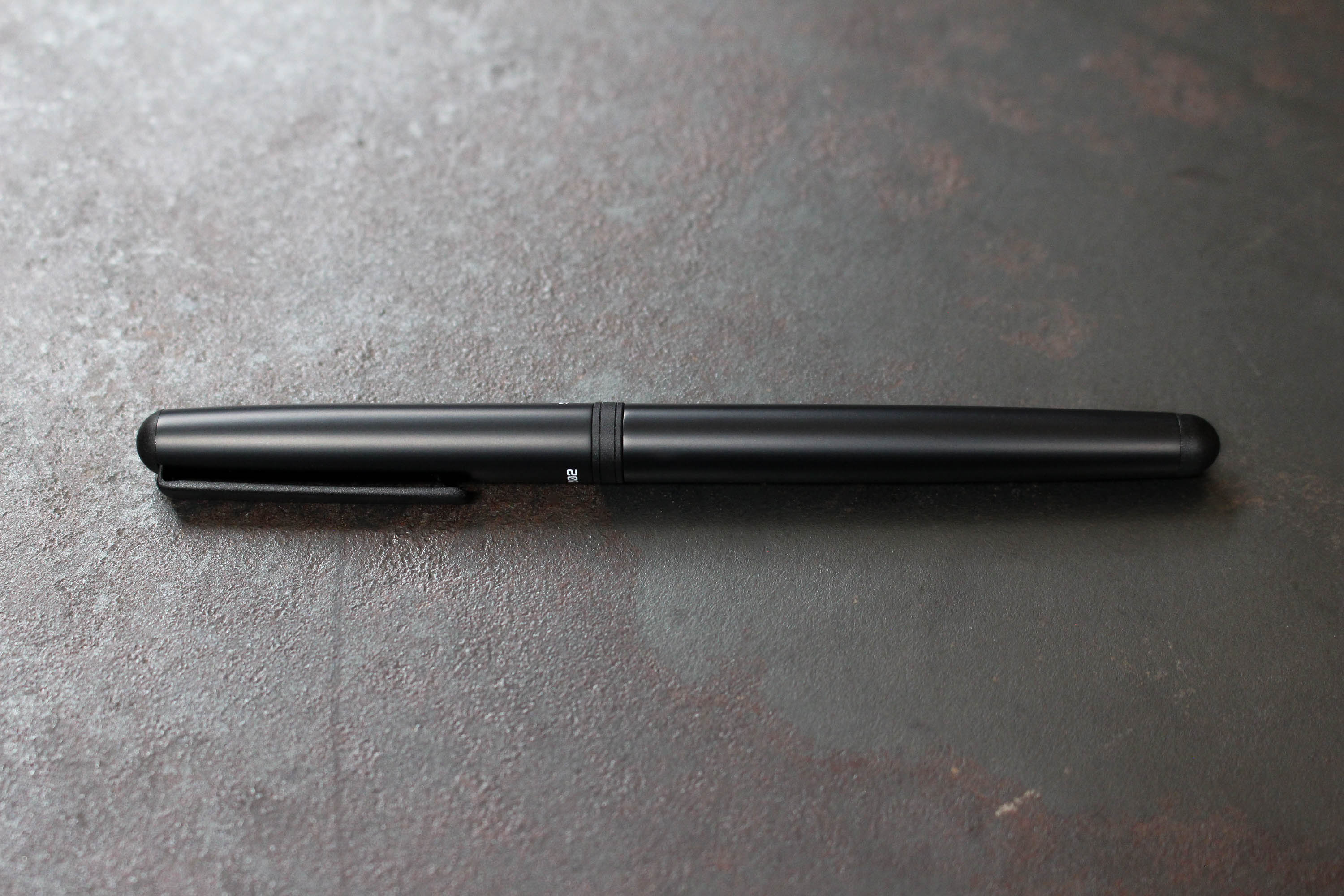 OHTO CR02 Rollerpens : OHTO CR02 Rollerpen - 0.5 mm - Matte OHTO CR02 Rollerpens : OHTO CR02 Rollerpen - 0.5 mm - Matte