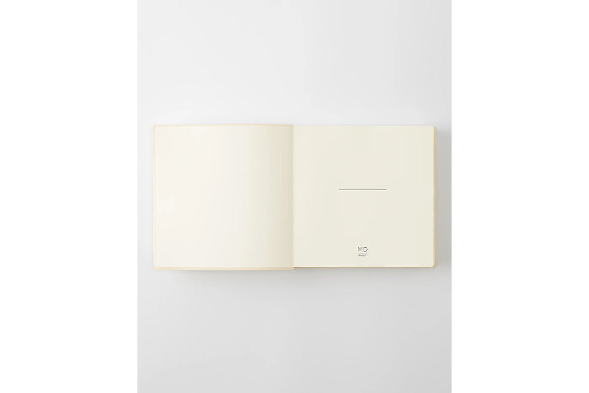 MD 2027 1 Page Per Day Diary - A5 Square