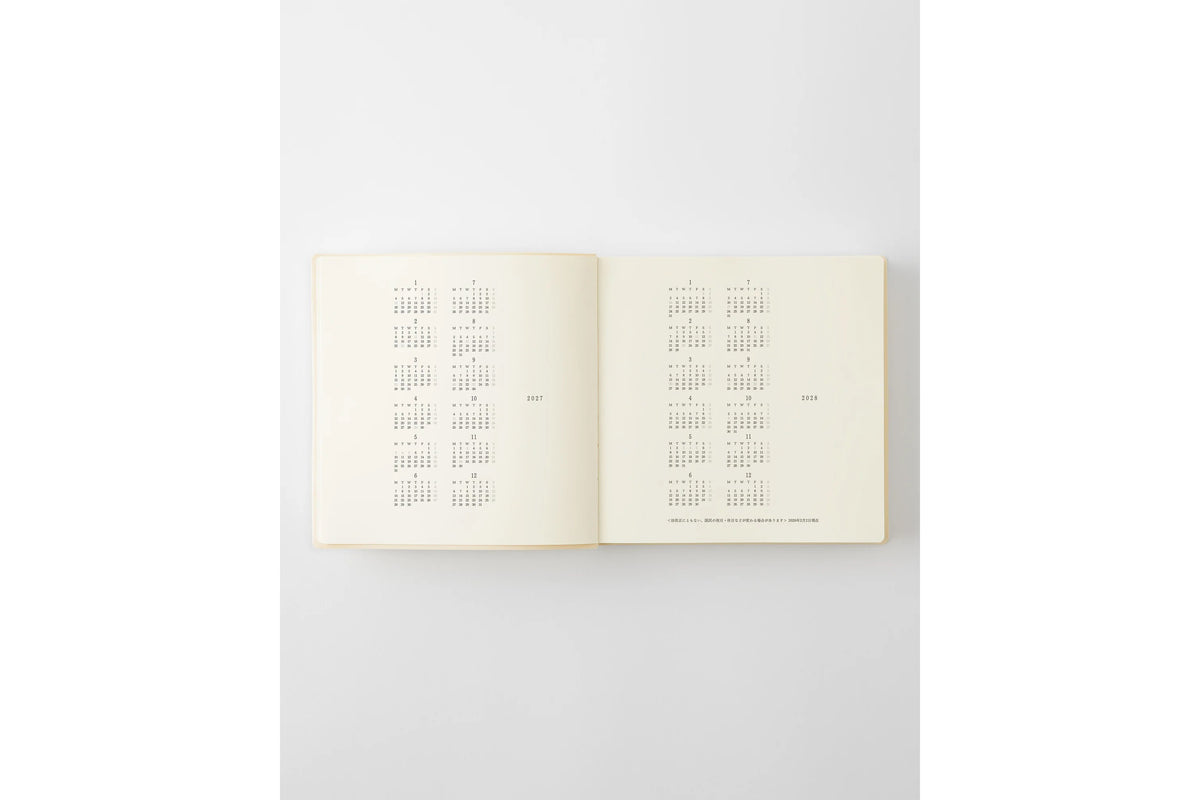 MD 2027 1 Page Per Day Diary - A5 Square