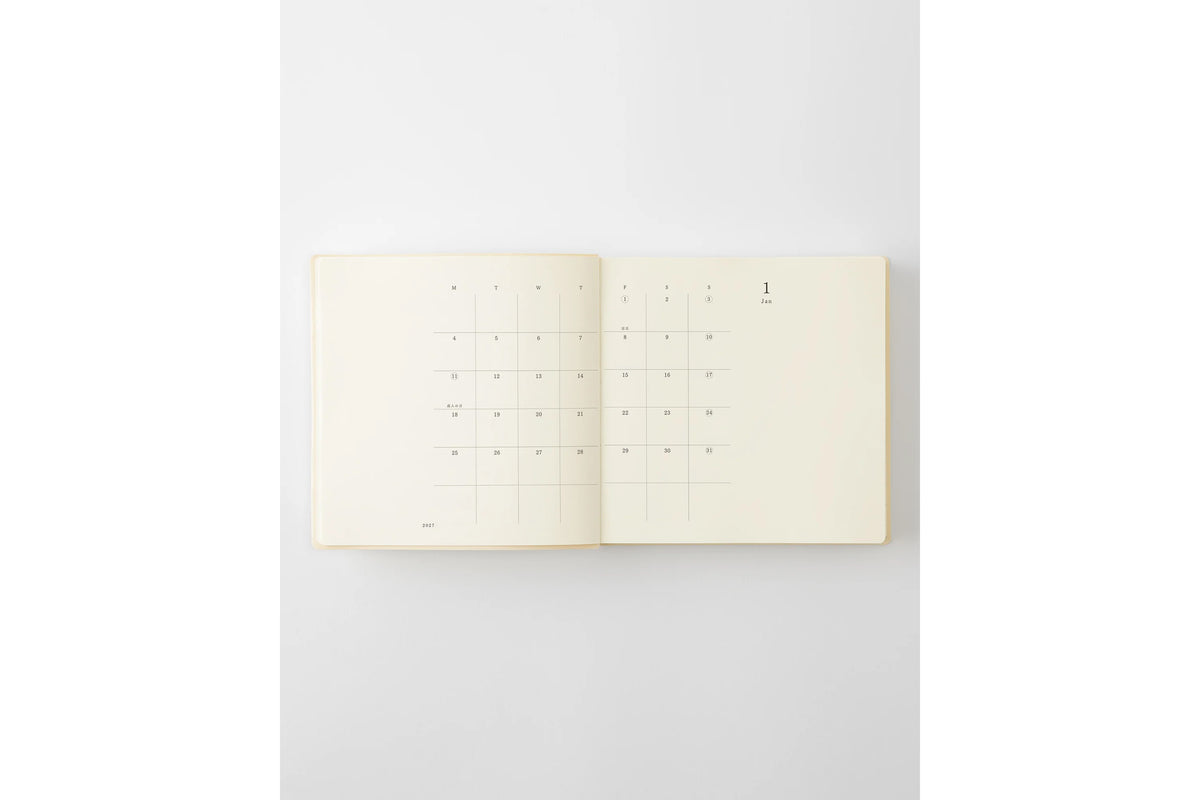 MD 2027 1 Page Per Day Diary - A5 Square